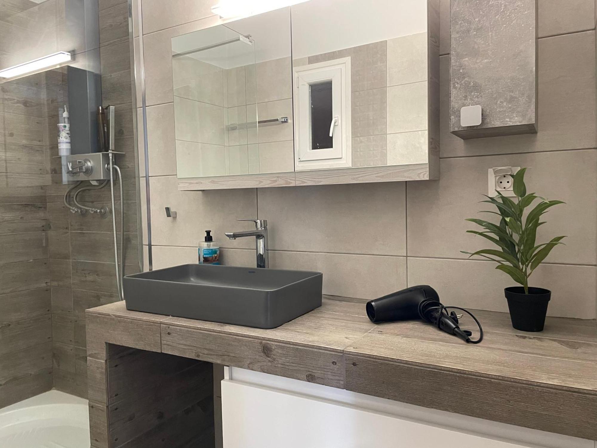 Luxurious 4Th Floor Apartment With Elevator Alexandroupoli Exterior foto